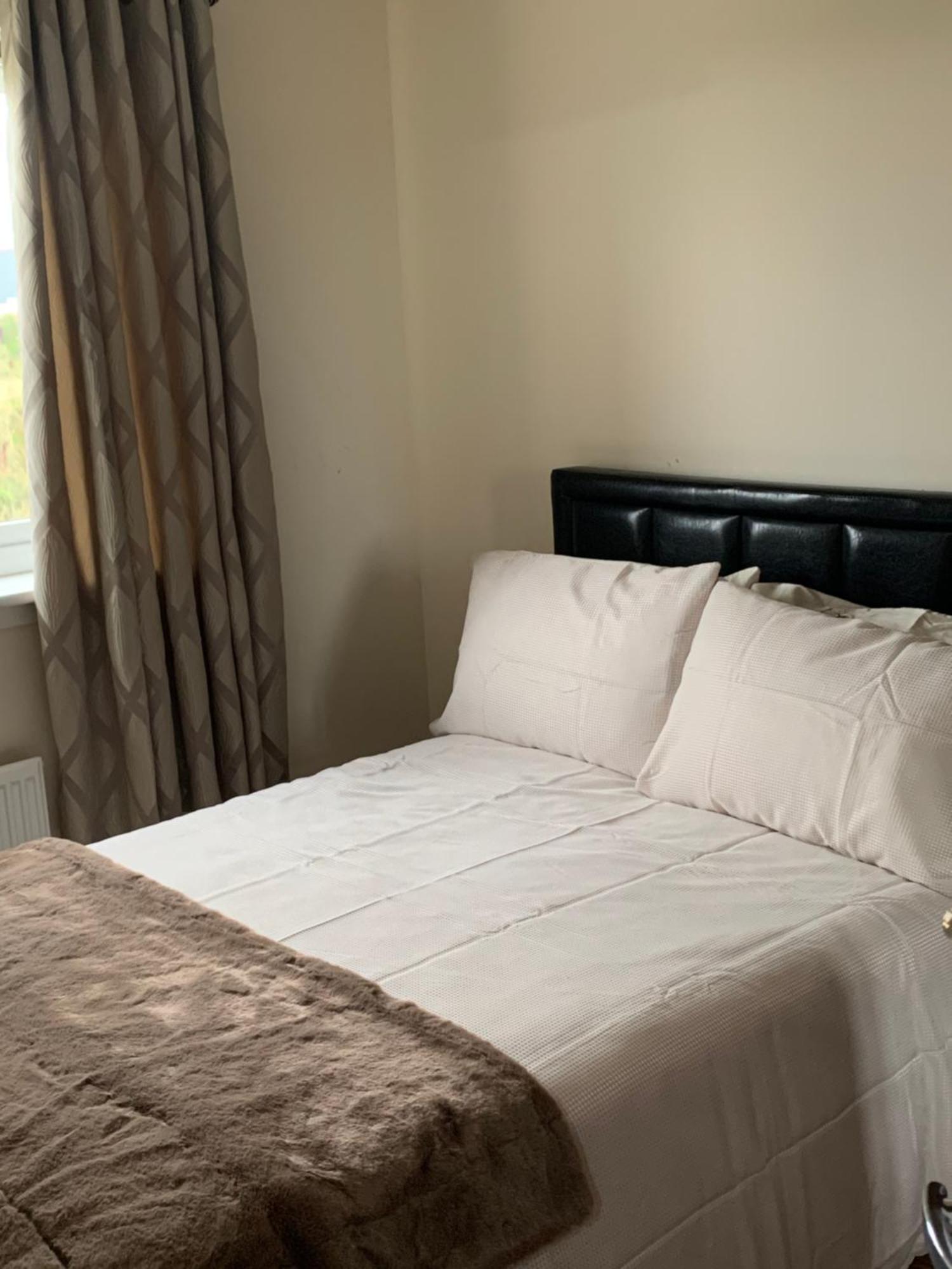Holytown Homes 外观 照片